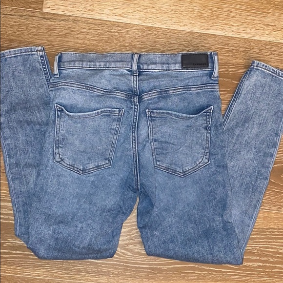 Express Jeans - Picture 2 of 5